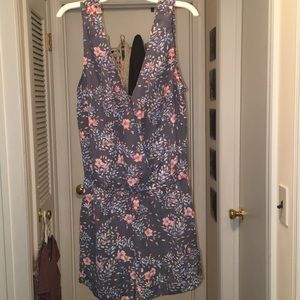 Floral sleeveless romper